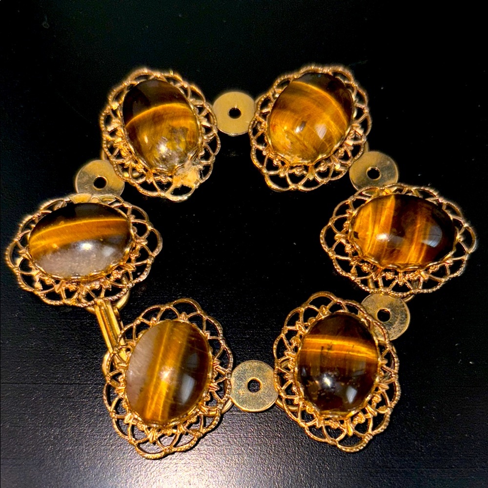 Vintage tigers, eye bracelet, gold tone